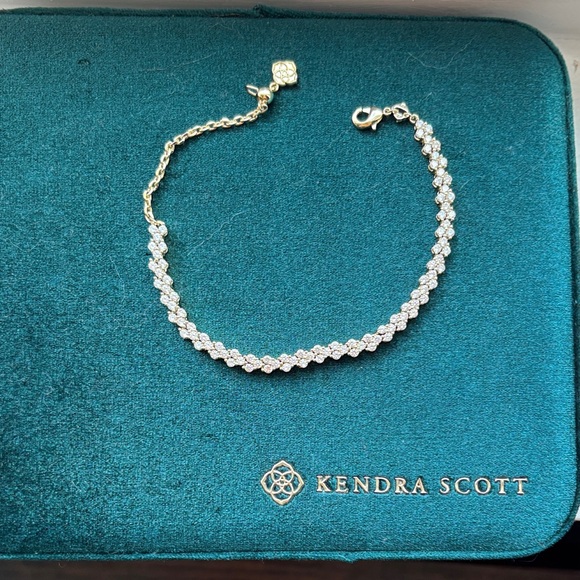 Kendra Scott Gold Emery Bracelet - Picture 1 of 2